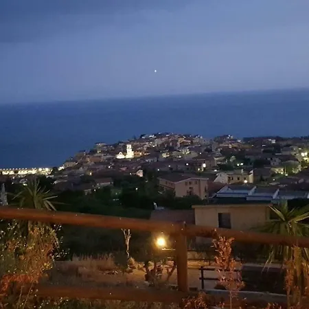 Oda ve Kahvaltı Dimora Marchese Marina di Camerota