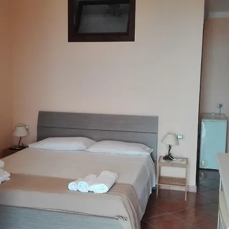 Oda ve Kahvaltı Dimora Marchese Marina di Camerota